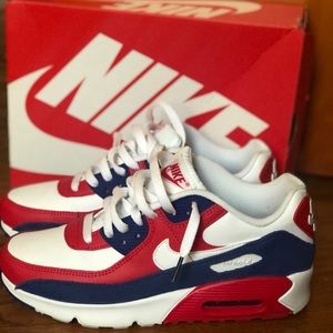 Air Max size 7Y